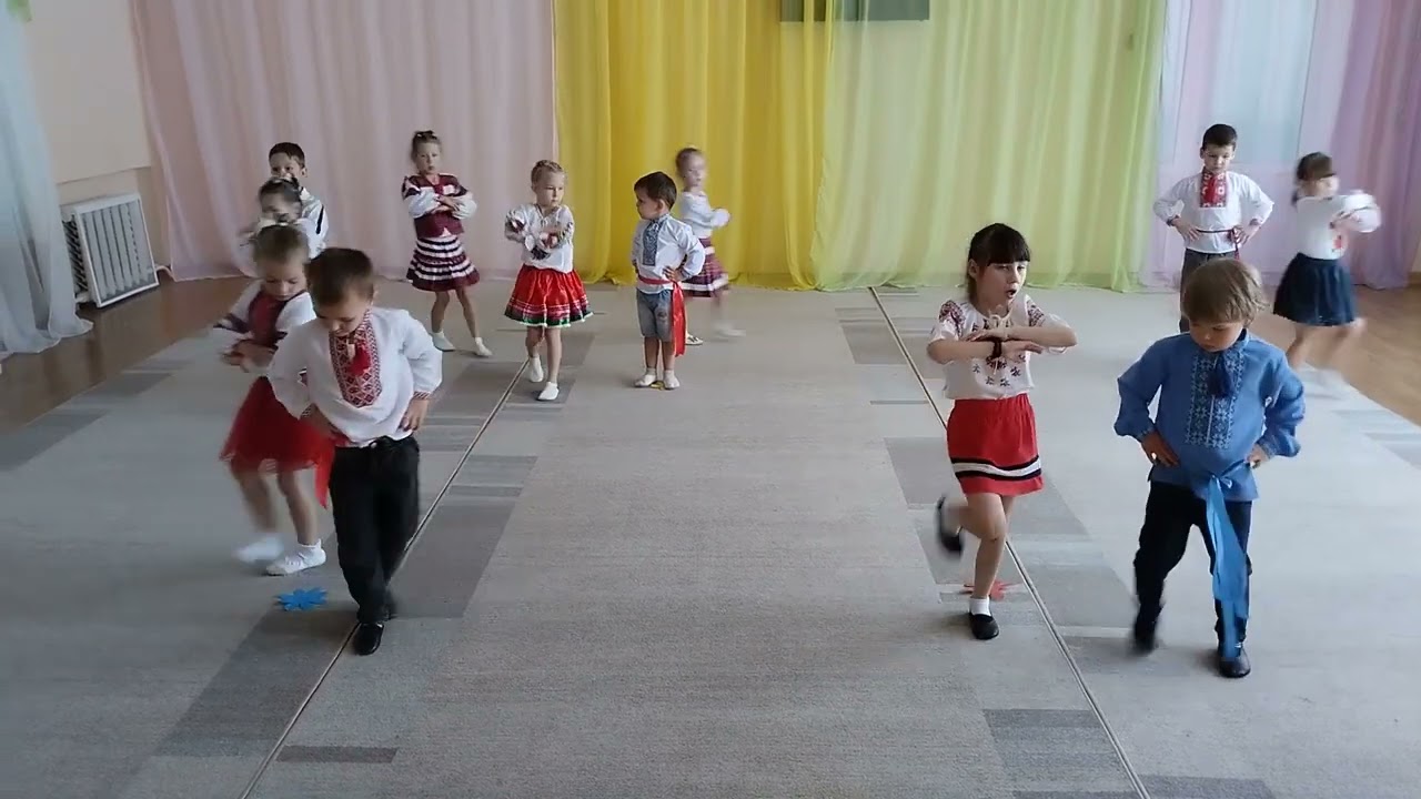 молодша група (садочок) 