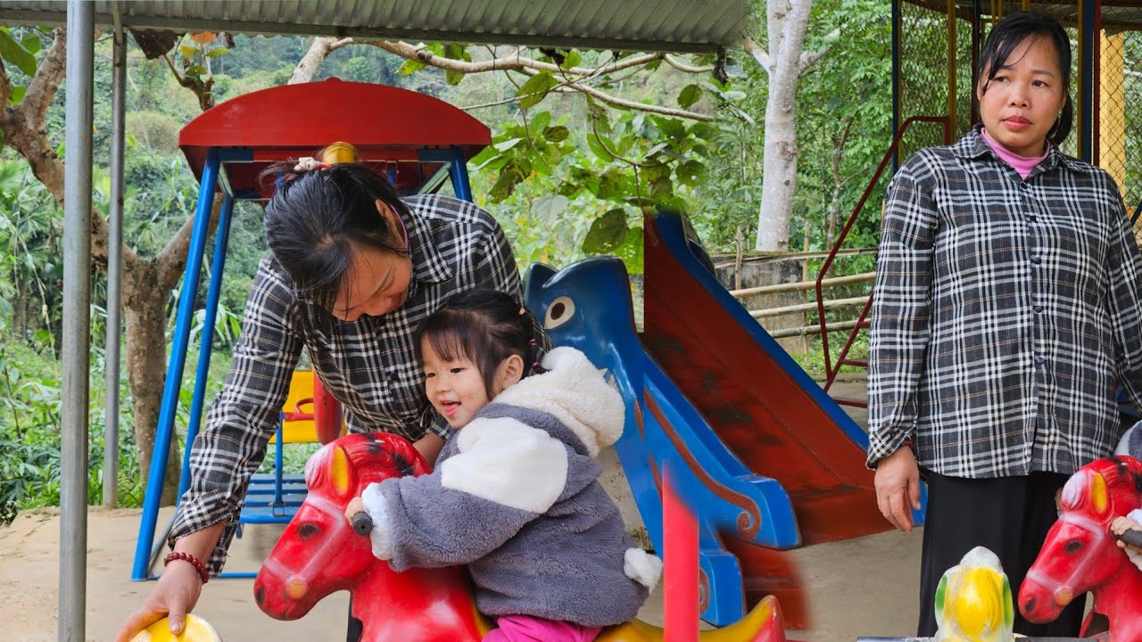 A peaceful day for Phuong Anh and her mother in the countryside -@PhuongAnhTV-l3m