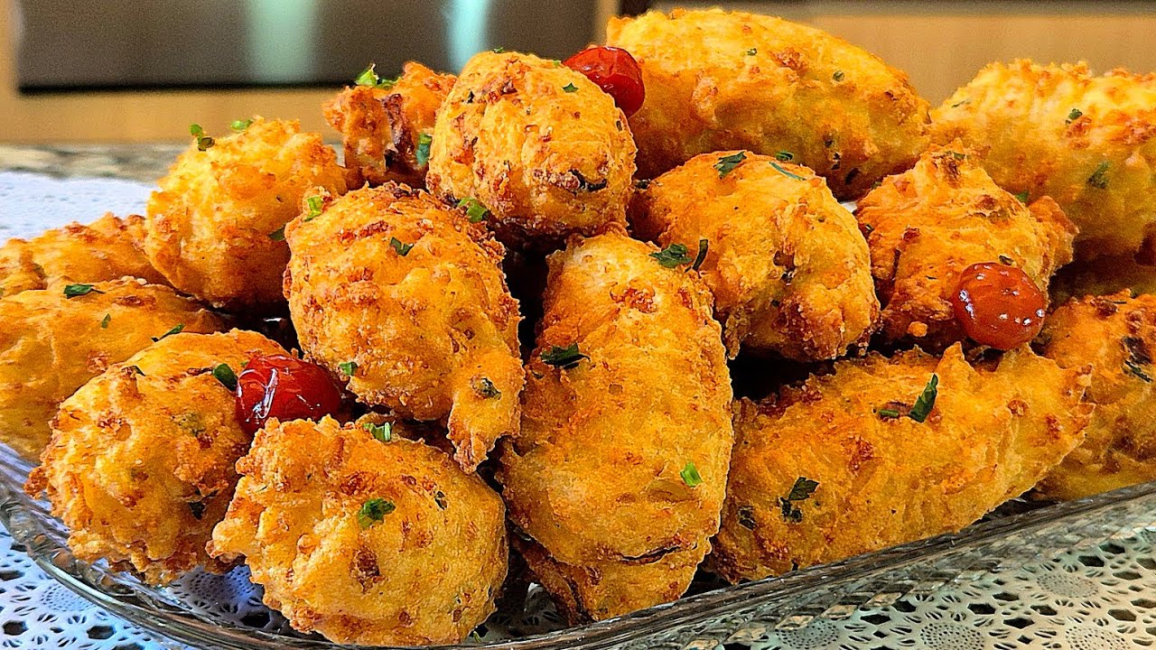 Aqui em casa SOBROU ARROZ COZIDO eu corro PRA FAZER esse BOLINHO