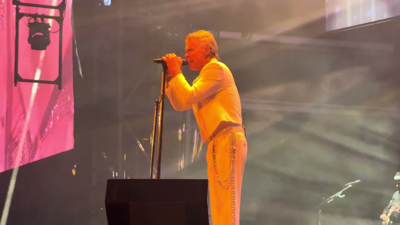 Robbie Williams – Feel live in London (Emirate Stadium, 06/06/2025)