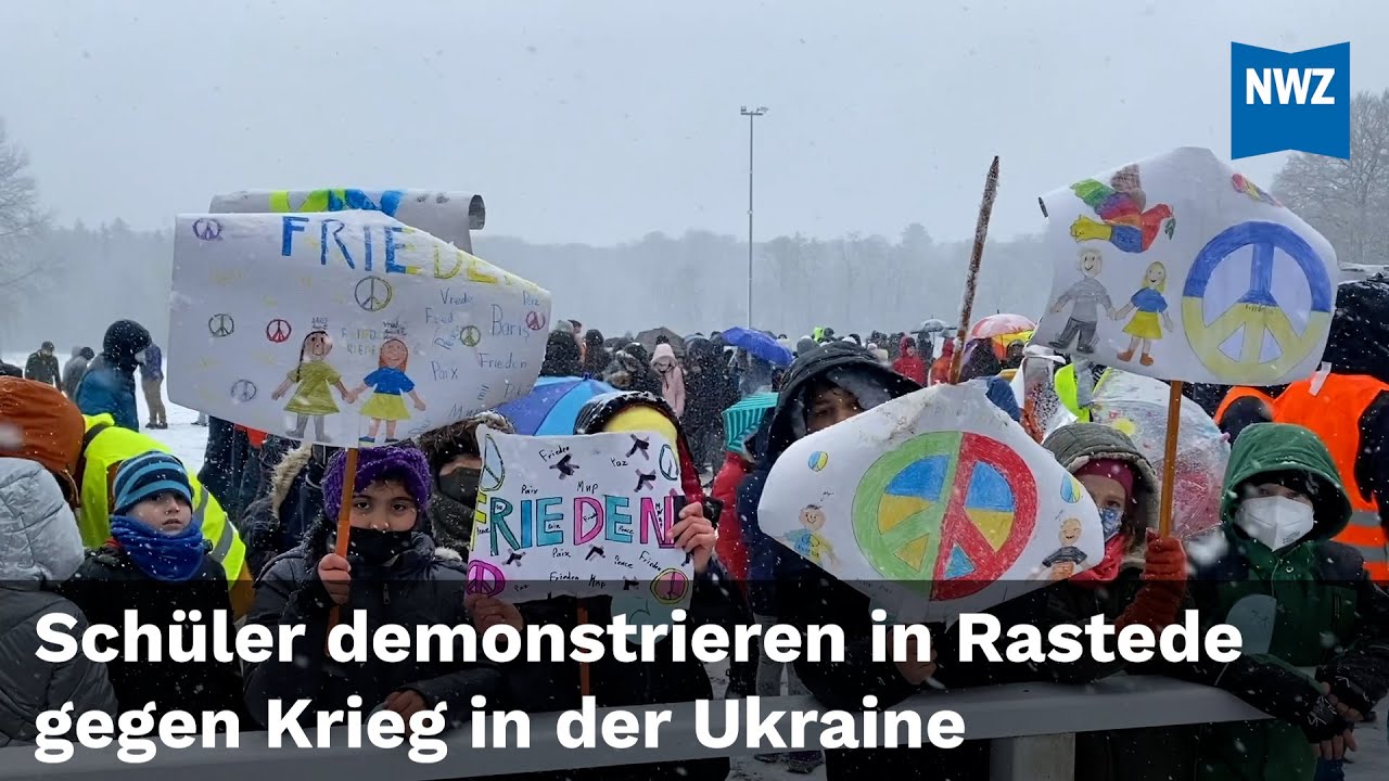 Schüler demonstrieren in Rastede gegen Krieg in der Ukraine