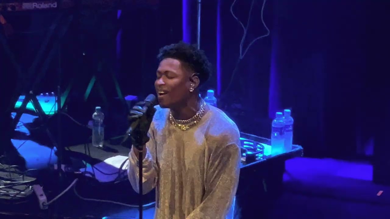 Lucky Daye - God Body (Live in Amsterdam)