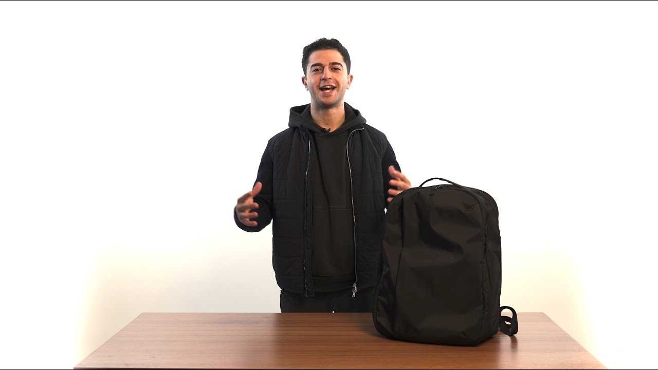 Almond Oak: 25L + 5L Expandable Travel Backpack