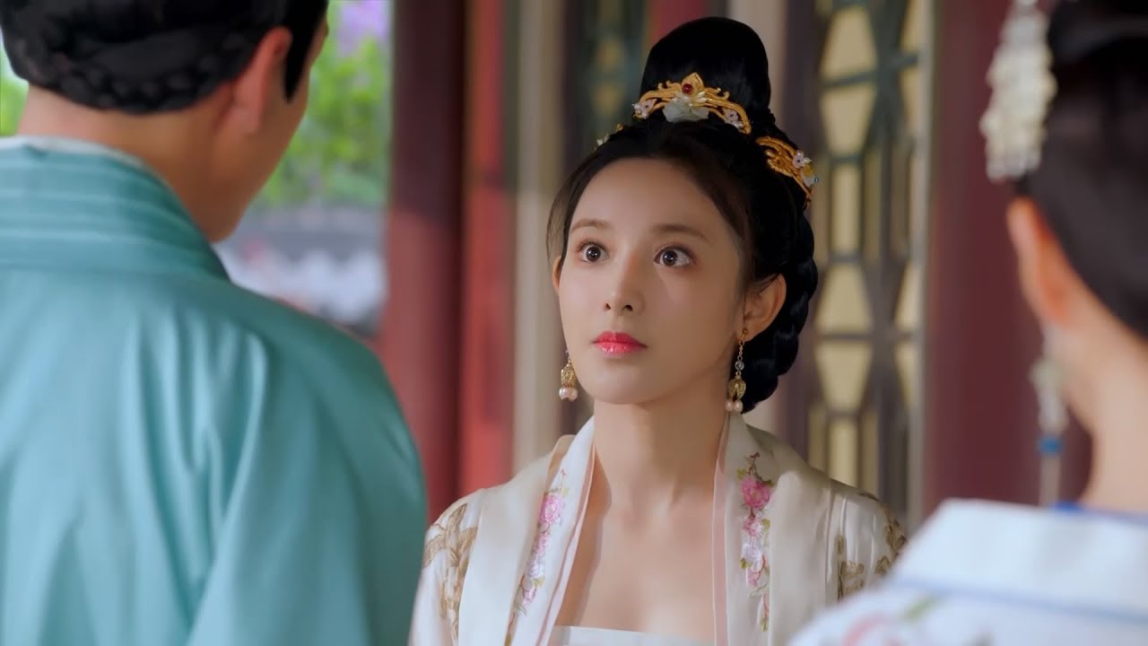 腹黑太子怒怼太子妃维护侧妃，嘴上说讨厌身体却很诚实，出了意外太子还是先救了她！！ 😋 chinese drama