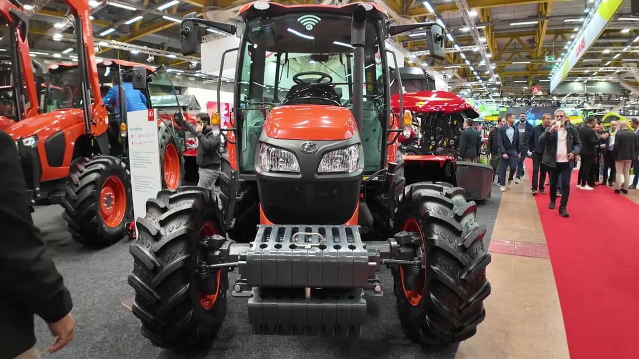 2025 KUBOTA M4-073 tractor