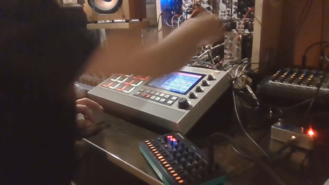 Roland S1 provides 303 style action