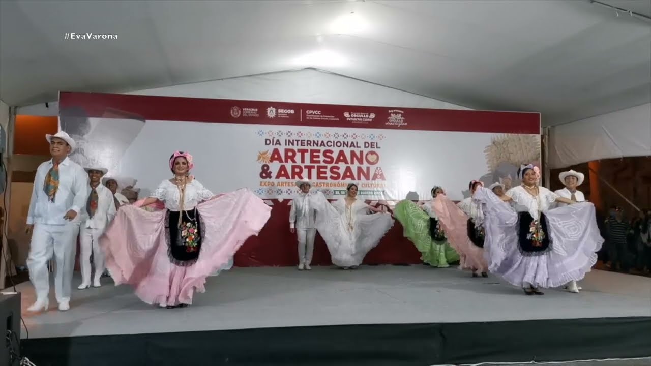 EL TORITO JAROCHO Y LA CUMBAMBA Ballet Folklórico Itan de hui XALAPA 2022 #EvaVarona