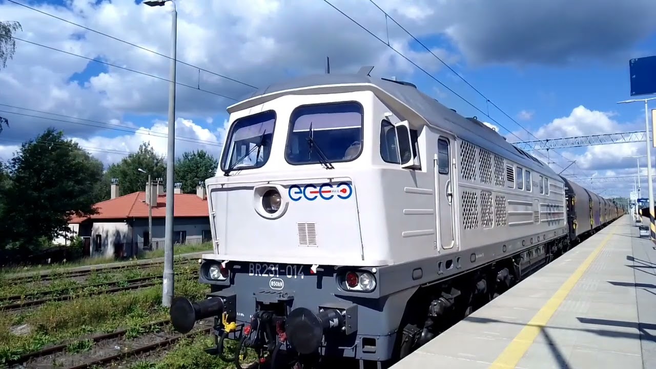 Rozruch i Odjazd BR231-014 ECCO z wagonami krytymi na stacji Żory