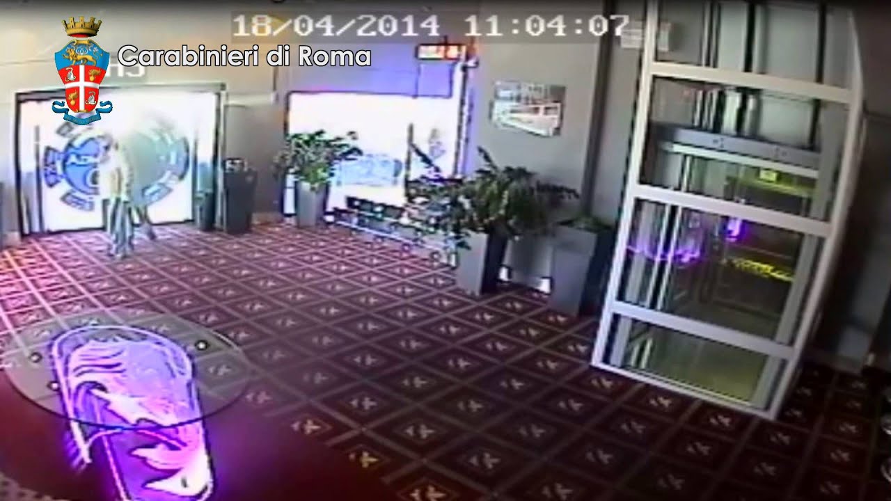 Video rapinatori sale slot a Roma