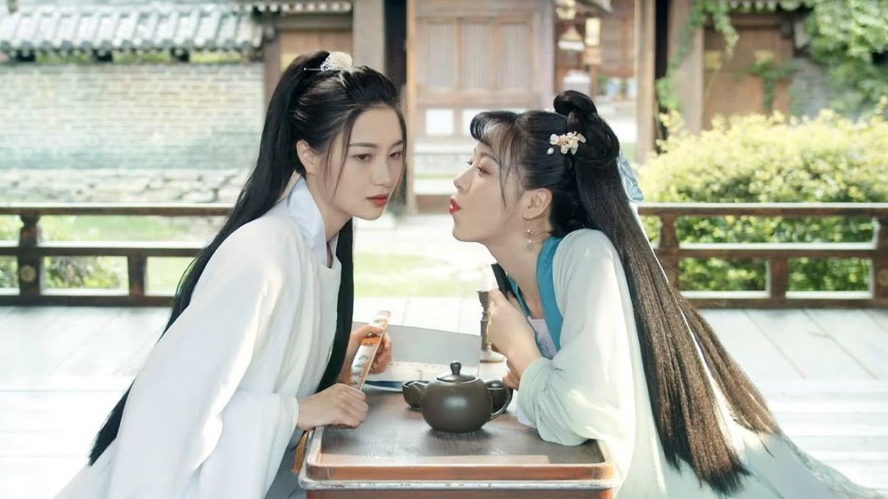 【云芊传 | Legend of Yunqian】取次花丛懒回顾，半缘修道半缘君