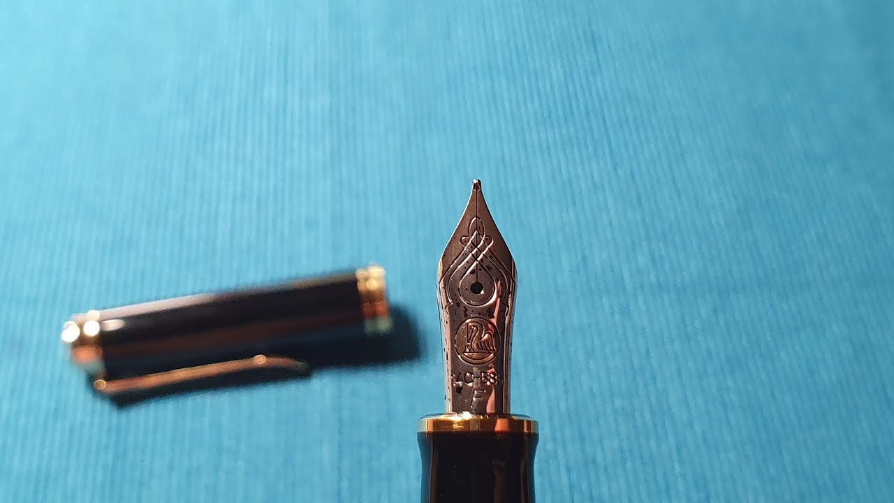 펠리칸의 근본을 계승한 M400, Pelikan M400 F nib