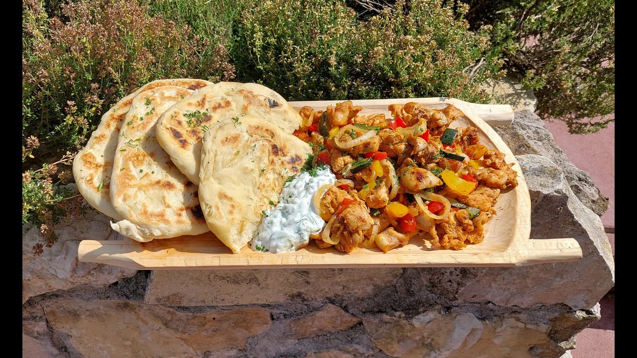 PLACKI PITA I GYROS PRZYGOTOWANE NA OGNISKU   #obiad #gyroscope #kurczak