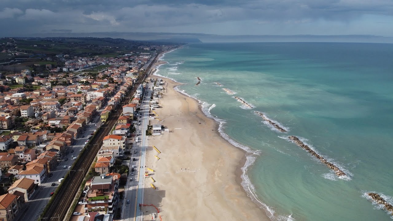 Civitanova Marche - Spiaggia Lungomare Nord (DJI Mavic Mini)