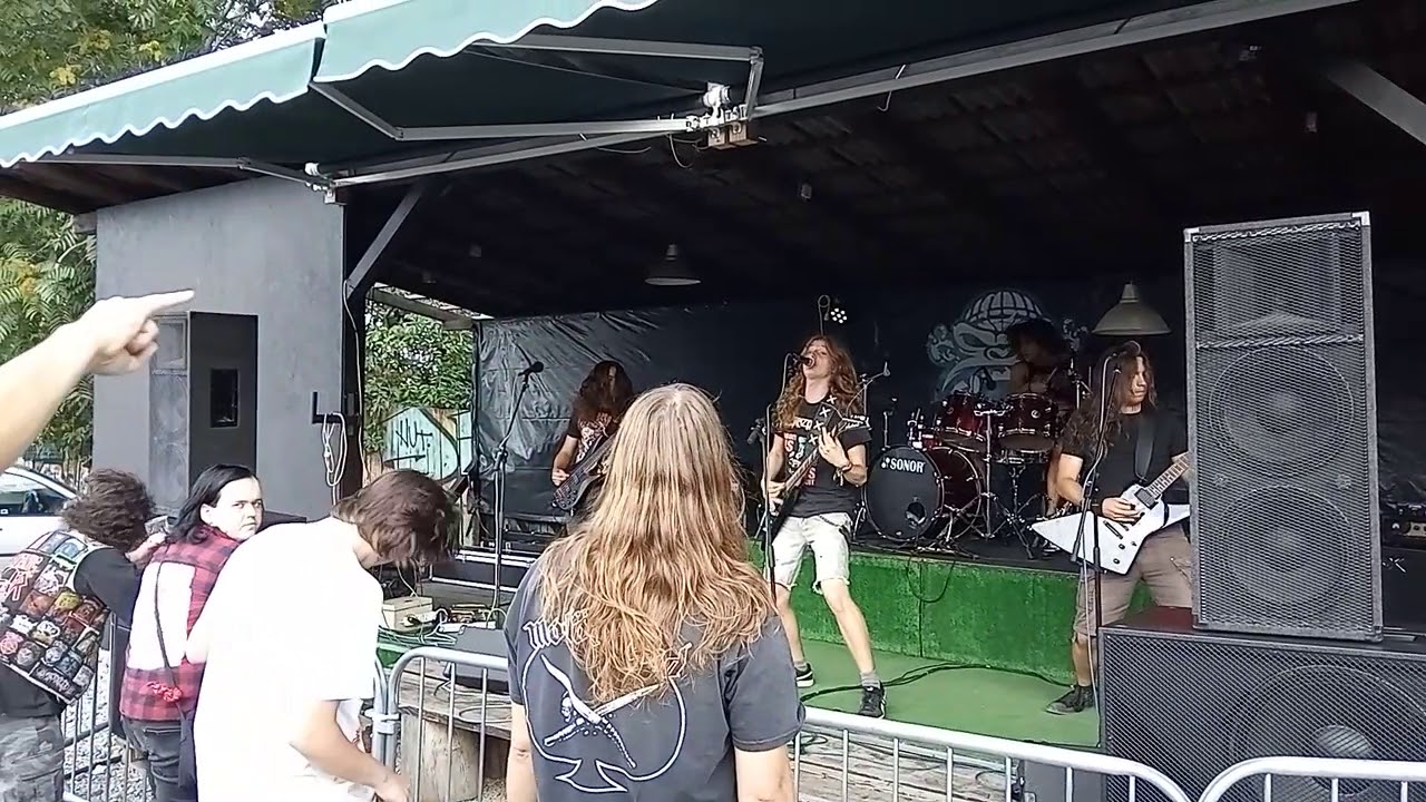 Refore - Lifeless (live Kafest 2019)