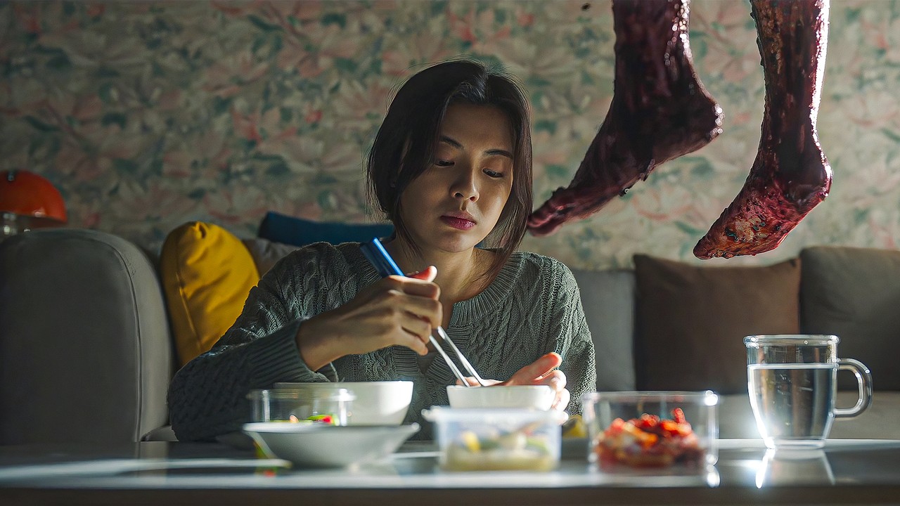 The Search for Her Missing Sister Uncovered an Apartment Mystery! &ndash; Movie Recap | Horror Recap