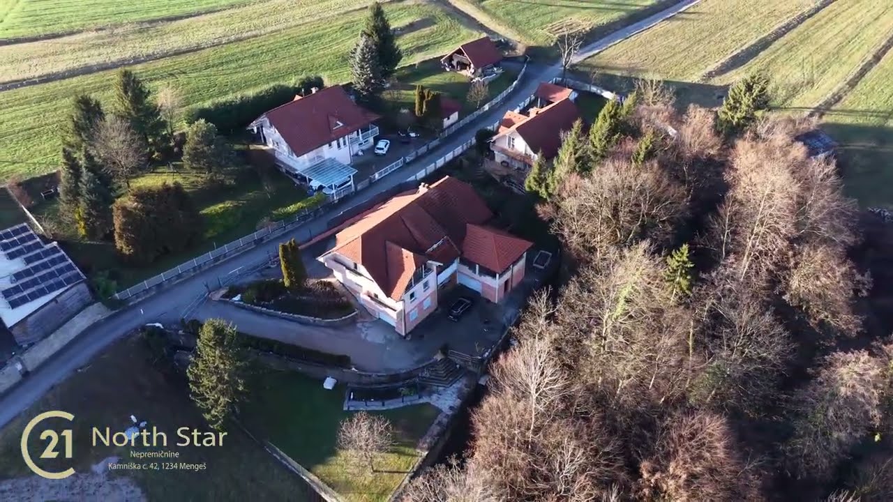 Hisa, Vino, Škofljica