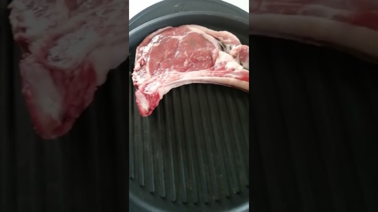 Come cuocere la carne nella bistecchiera magic cooker con cupolone