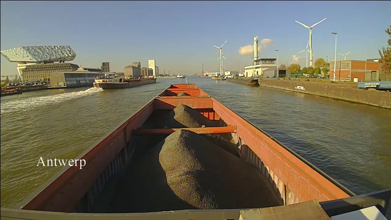Revenge : péniche de 1100 tonnes Time Laps Belgium