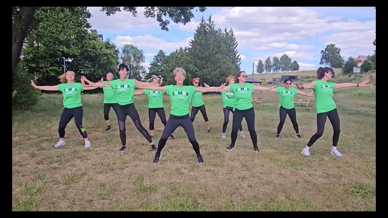 Leoni Torres  - Gracias Por Tanto | Zumba | Choreo by ZumbaBinchen