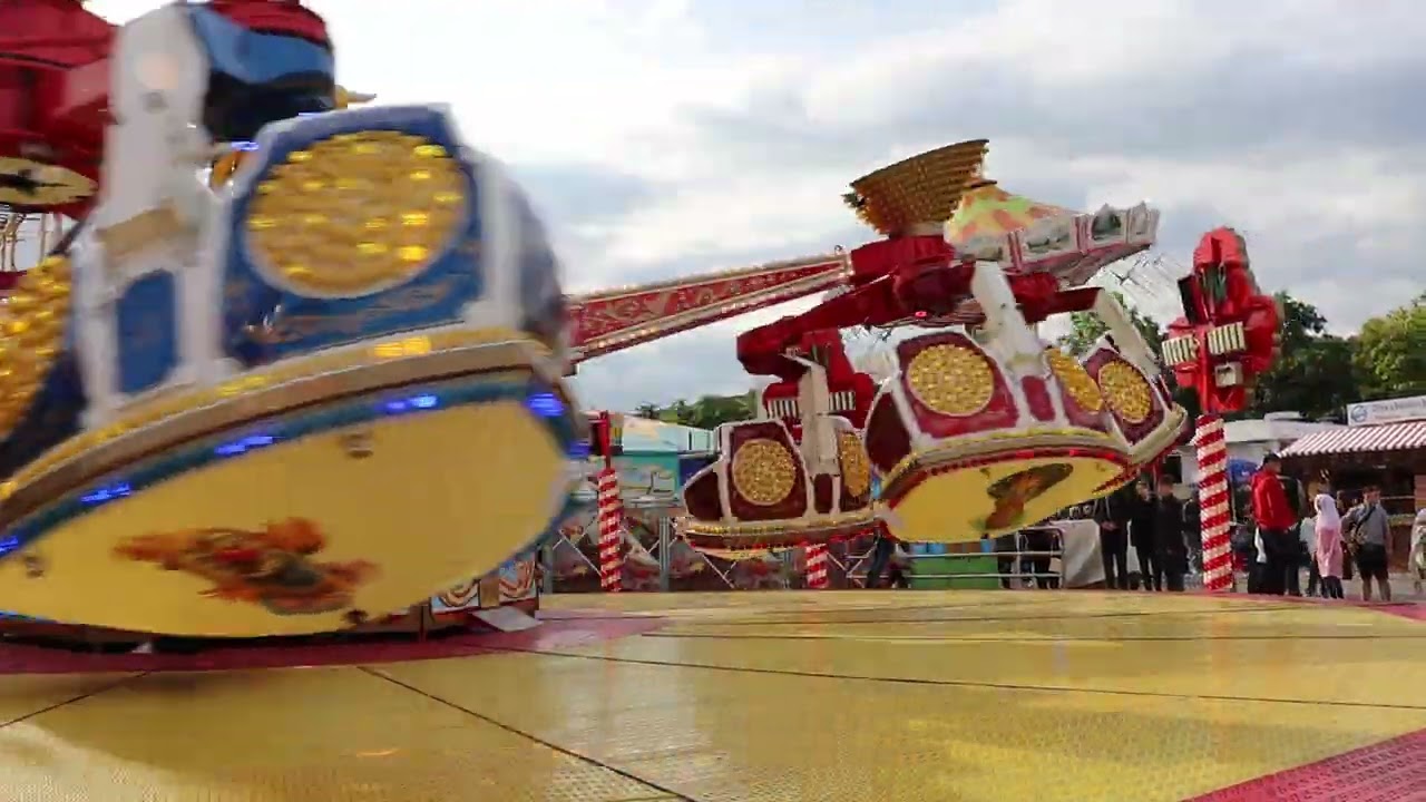 Circus Circus Gr&uuml;ndler-Preu&szlig; Regensburger Maidult 2023