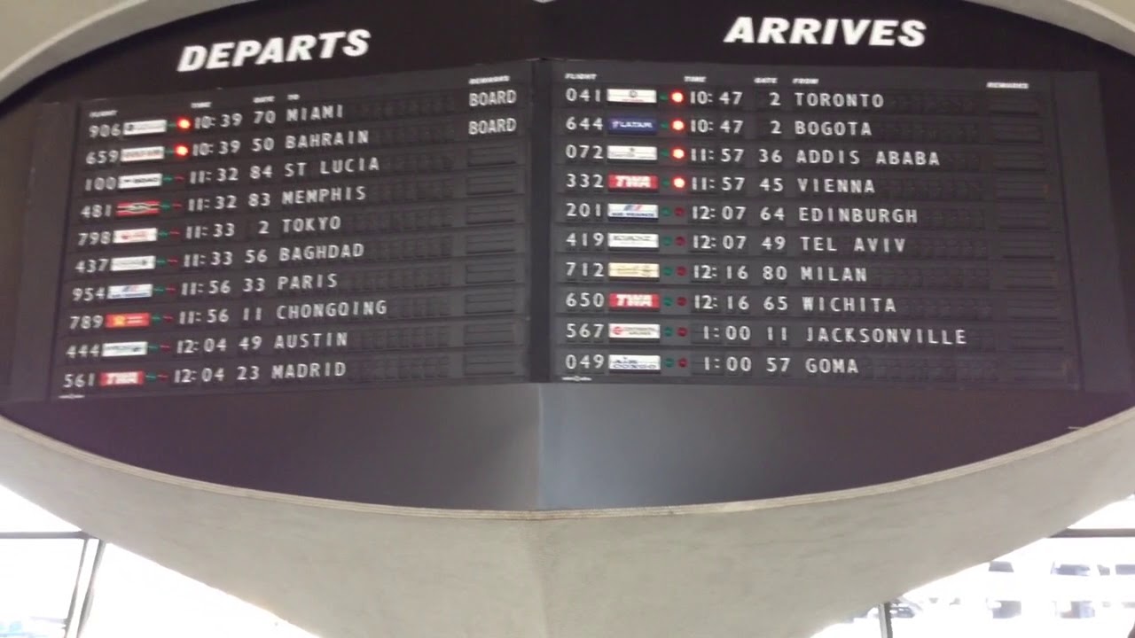 Restored Solari Flip Plate Board at JFK TWA Hotel