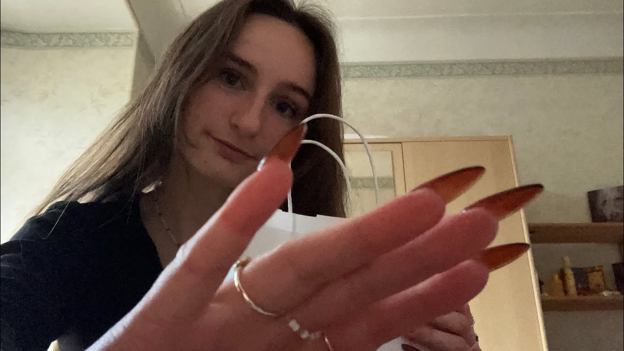 ASMR chuchotement, tappings, hand movement🌙