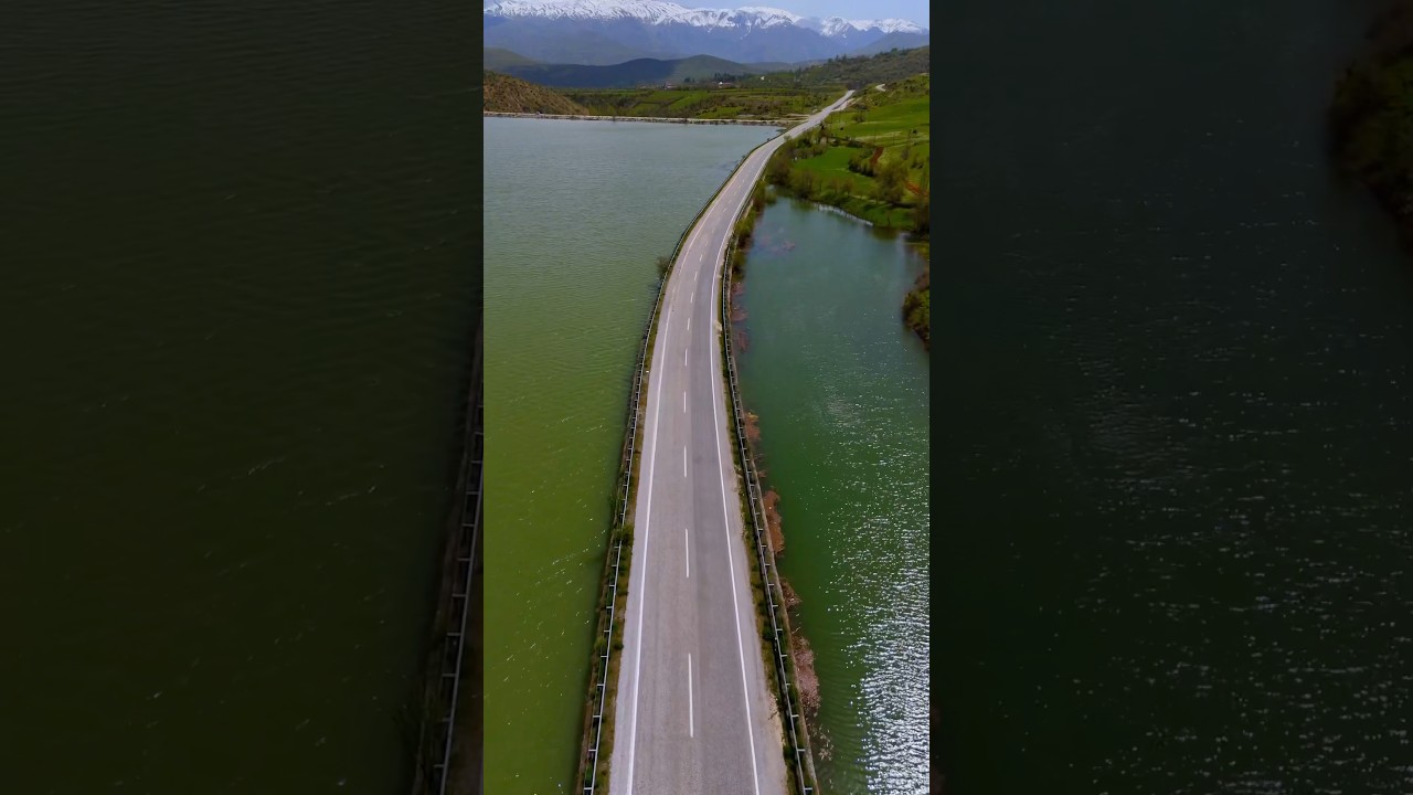 Bitlis&rsquo;te suyun &uuml;st&uuml;nden ge&ccedil;en muazzam bir yol var😍#shorts #travel #keşfet #nature