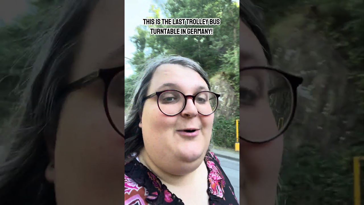 This is the last Trolleybus turntable in Germany! #trolleybus #germany #transit #history #travel