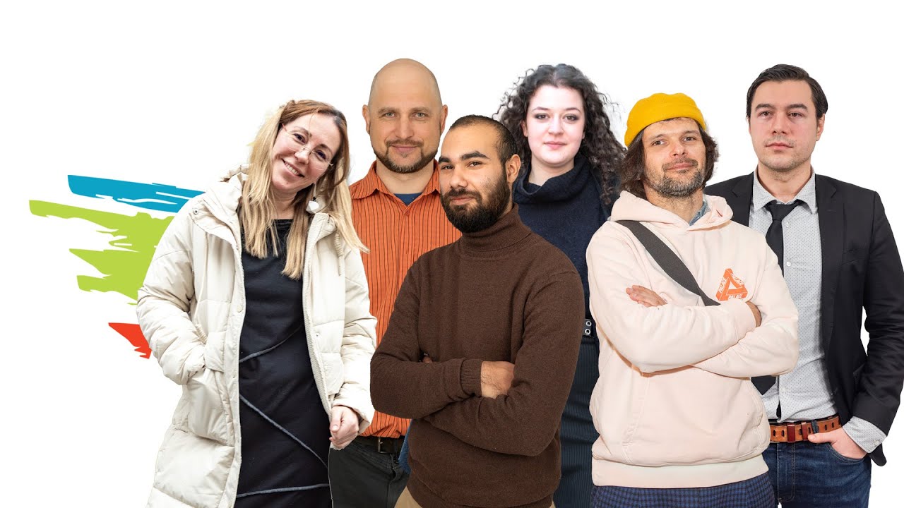 Supporting Romanian Artists Run Successful Art Business Globally