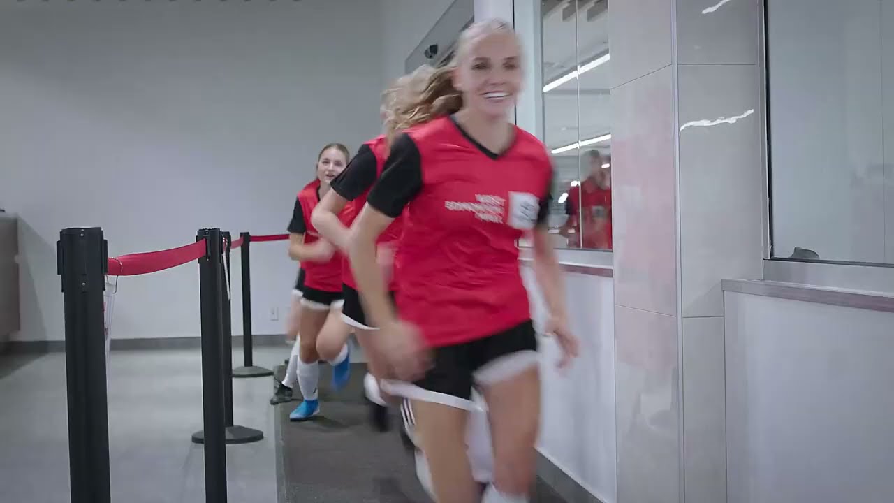 Toyota West Edmonton Mall, proudly supporting girls soccer.