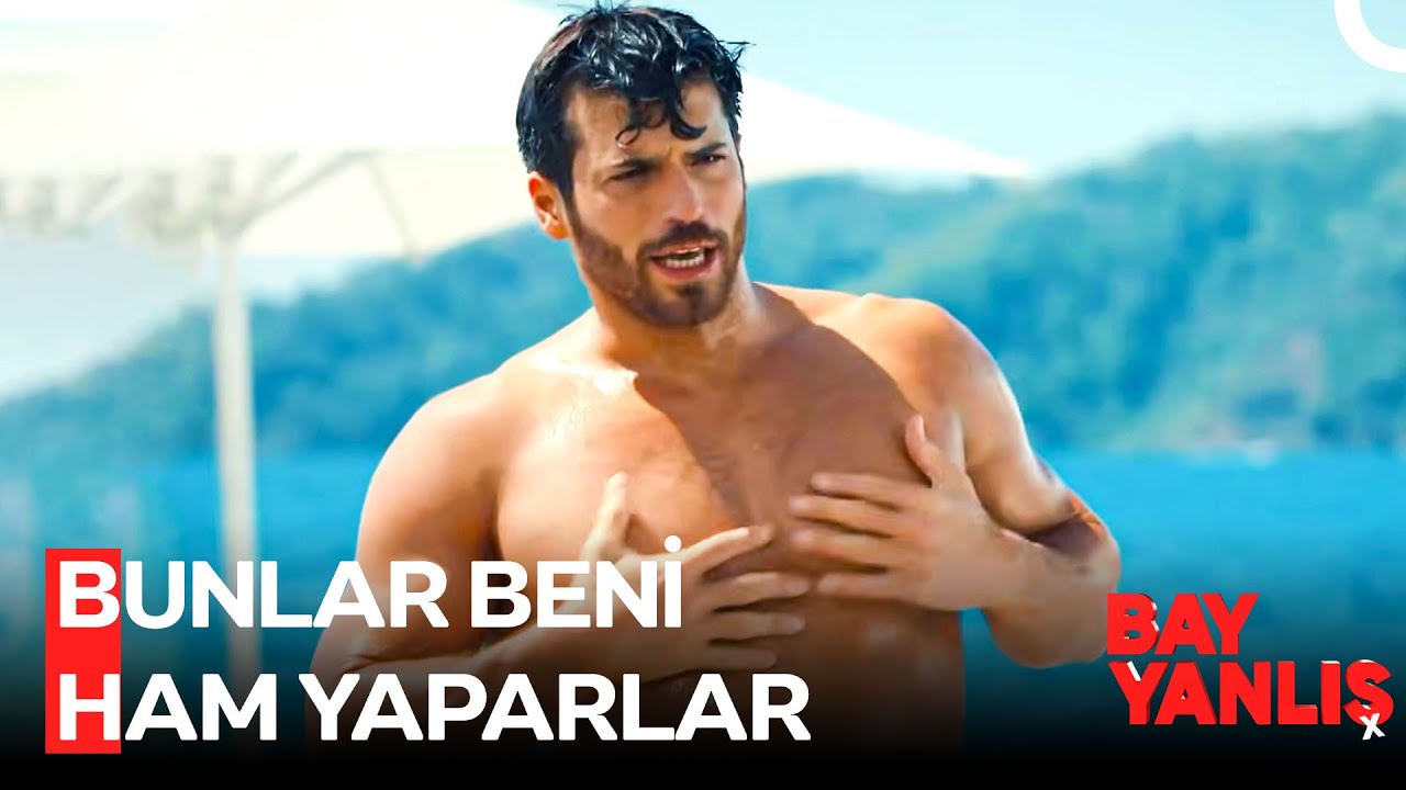 Sahildeki Kızların Gözdesiyim Diyorum İnanmıyorsunuz - Bay Yanlış