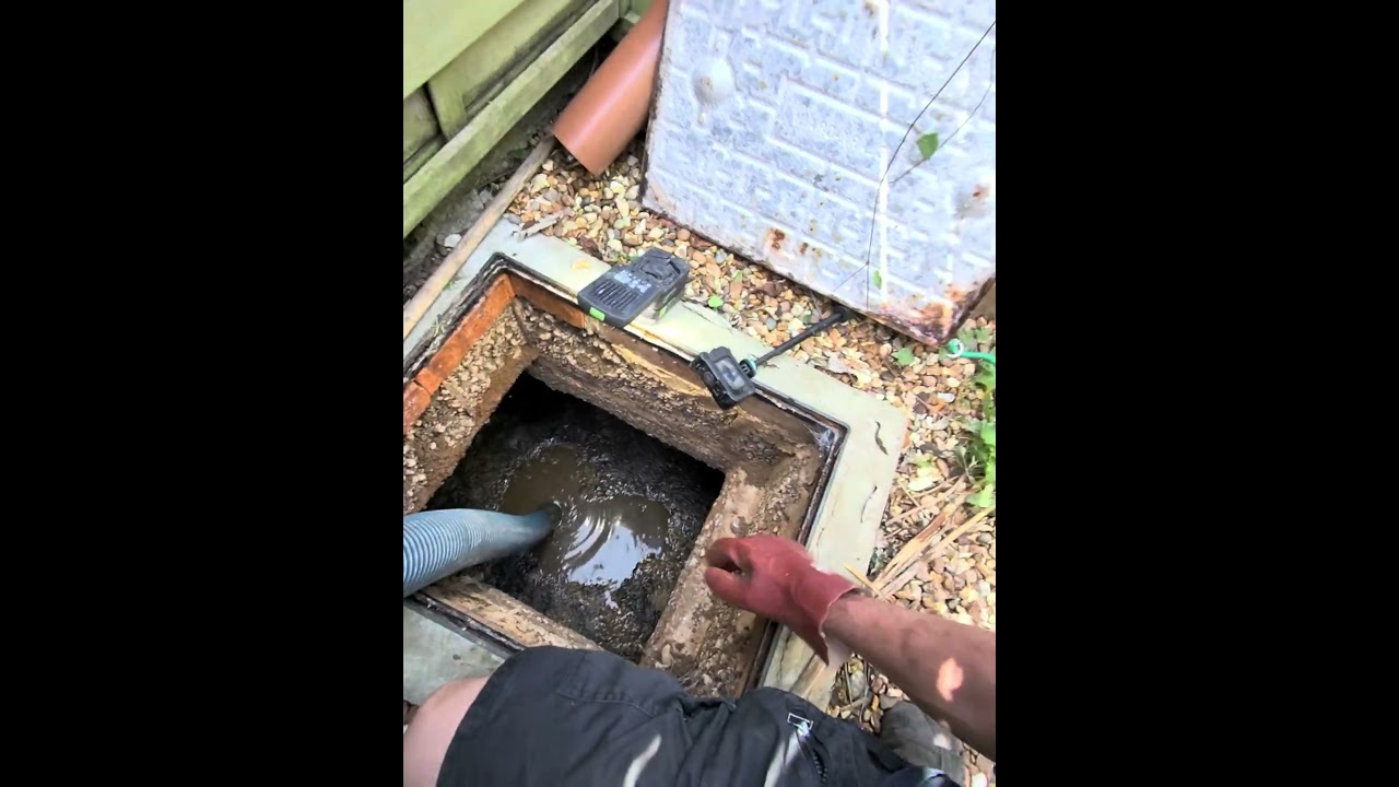 POV: откачка септика #прочисткатруб #устранениезасоров #дренаж #сантехника #септик