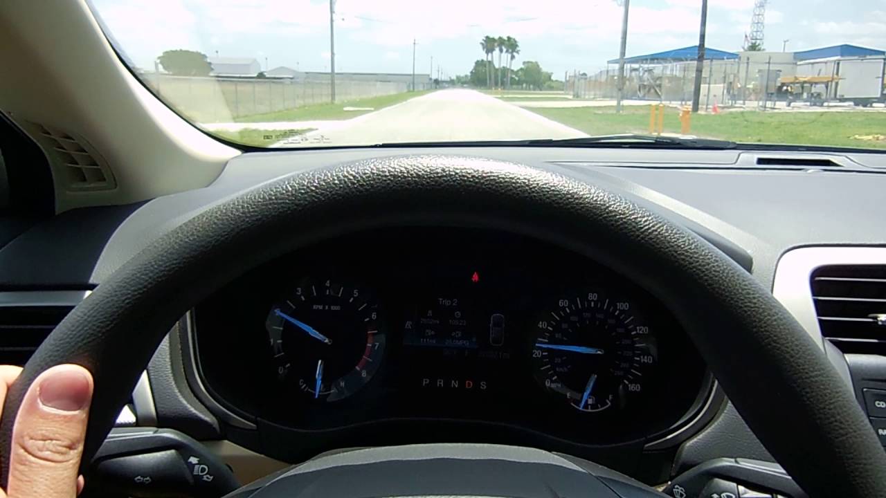 2016 Ford Fusion SE Test Drive 2 of 2
