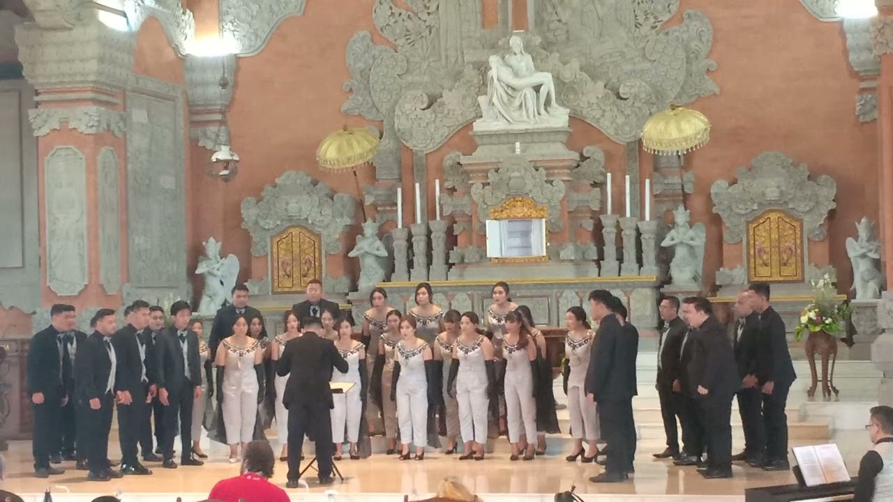 Gold Champion Gospel and Spiritual Championship Round - Medan Community Choir with Ken Steven BICF11