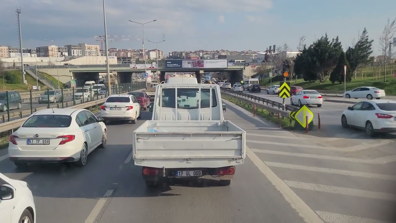 Pendik , Kaynarca , Tuzla ,Gebze , Hereke,  Körfez, izmit arası yol manzarası.