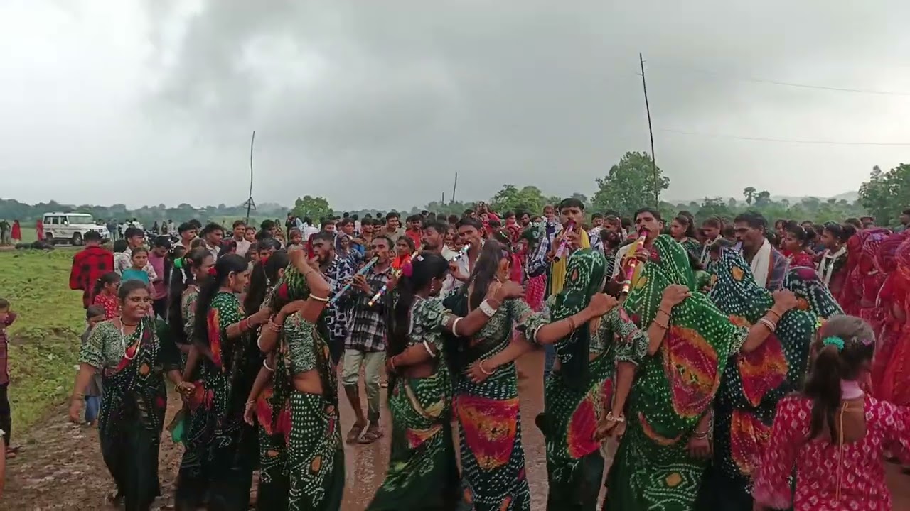 Amazon  Amazon 2025 garba dance