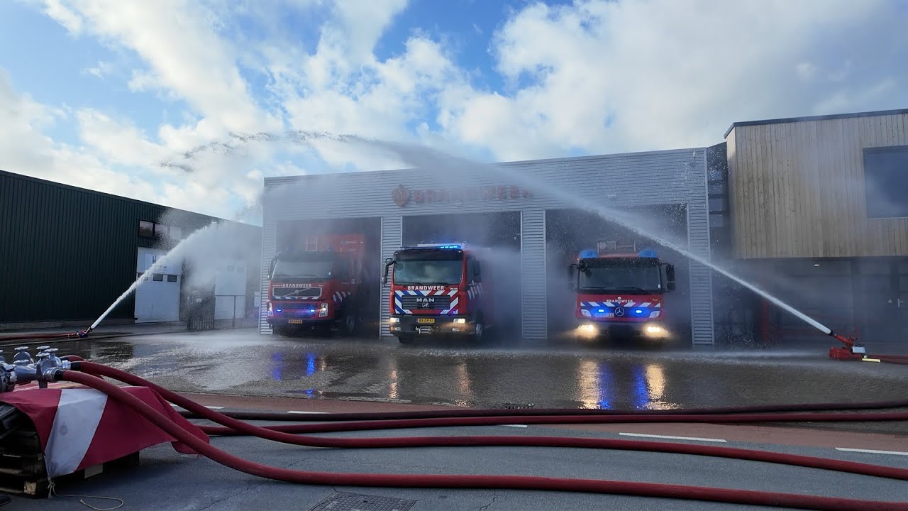 Heropende brandweerkazerne Winkel feestelijk in gebruik genomen