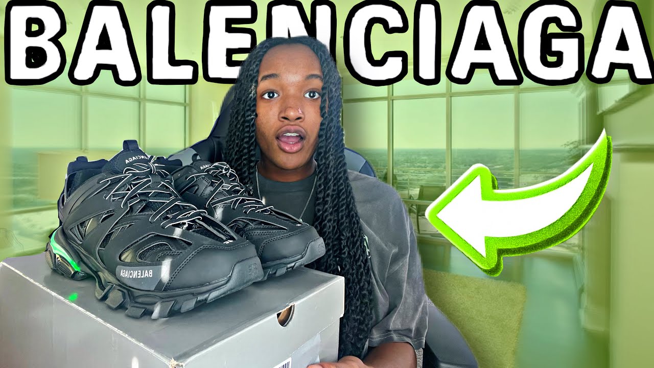 РАСПАКОВКА КРОССОВОК МОЕЙ МЕЧТЫ! | БЕГУЩИЕ КРОССОВКИ BALENCIAGA LED TRACK | ОБЗОР + НА НОГАХ!