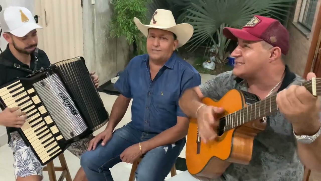 &Uacute;ltimo Adeus - Trio Parada Dura - Gustavo Neves sanfoneiro e Falc&atilde;o & Vardel