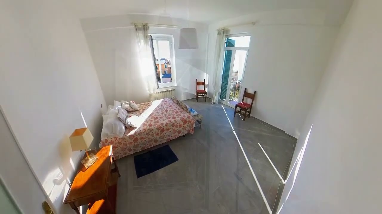 DOVE IL MARE ABBRACCIA LA STORIA