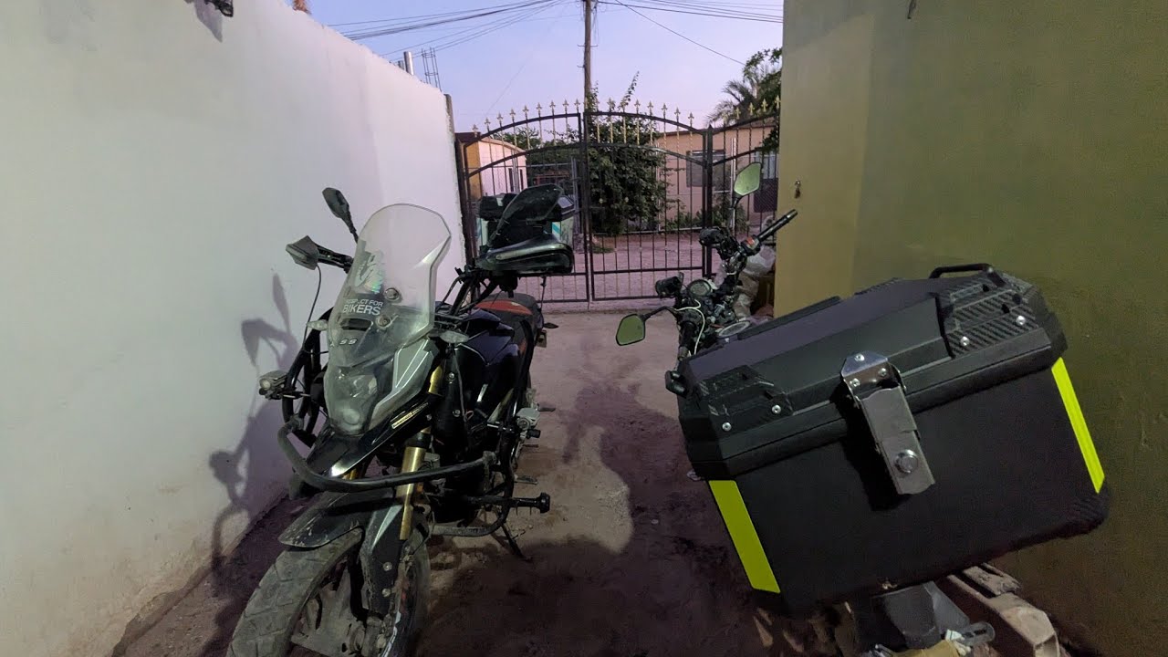 Equipandonos para la ruta Compramos unas cajas para motocicleta de temu 