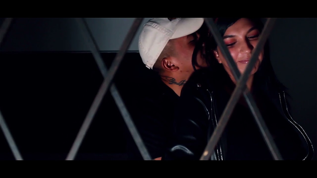 Oslyn - Besame #LunaticMusic