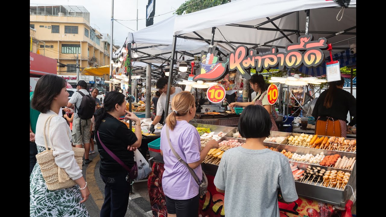 [4K] Weekend walk on Rambuttri Road a relaxing Bangkok vibes near Khao San Road