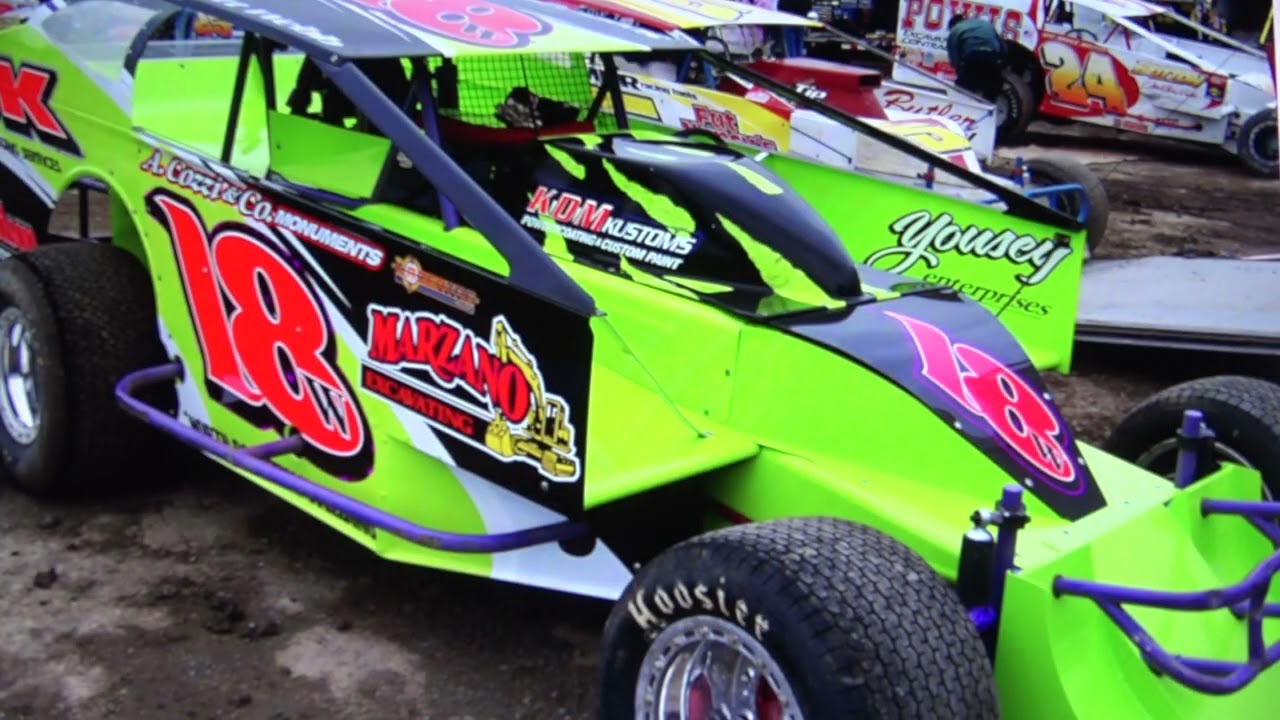 Doug narrates photos from a Can Am practice in 2007