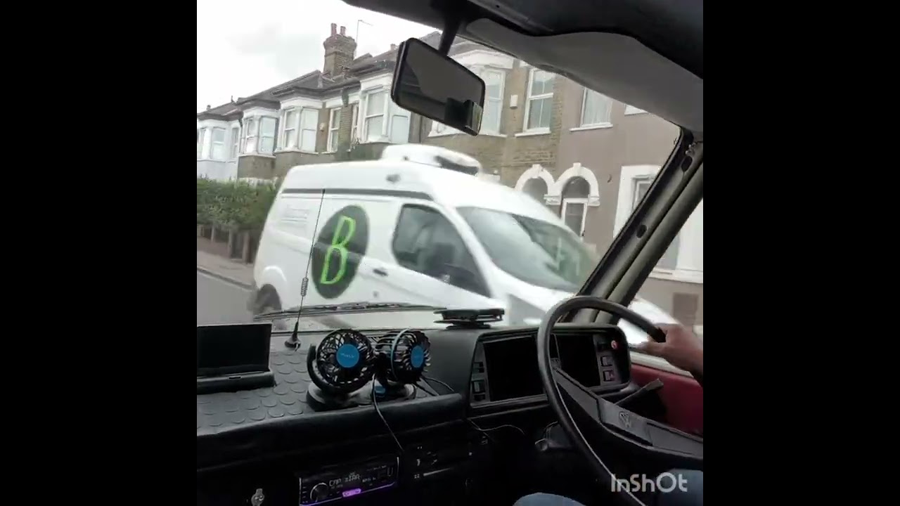 Driving around the suburbs of Bromley/ London in my VW - T3, T25, Vanogan.