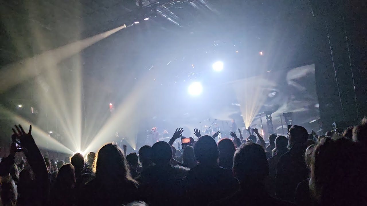Mew - Apocalypso / Saviours of Jazz Ballet live @Helsingin jäähalli, Finland