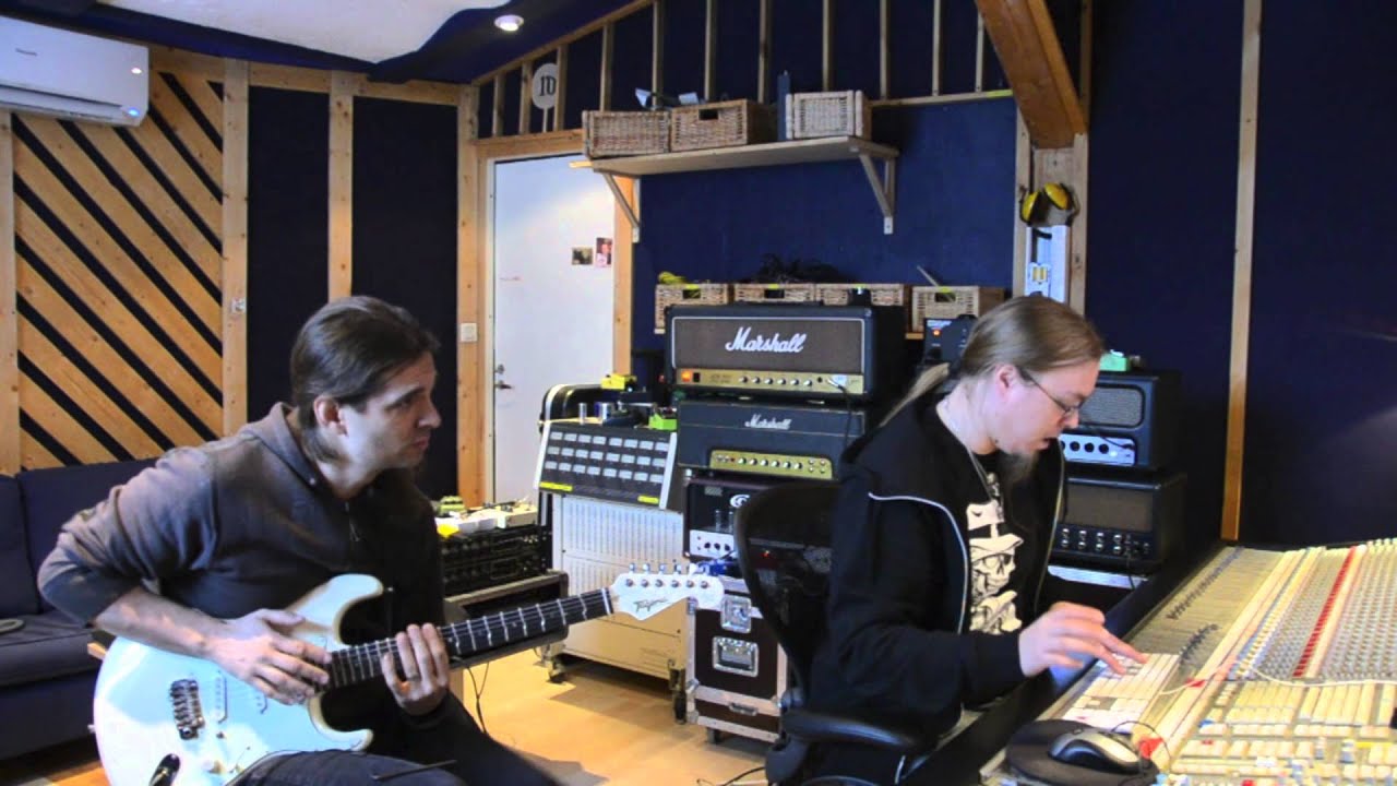 Kiko Loureiro THE HYMN Riff Recordings.mov