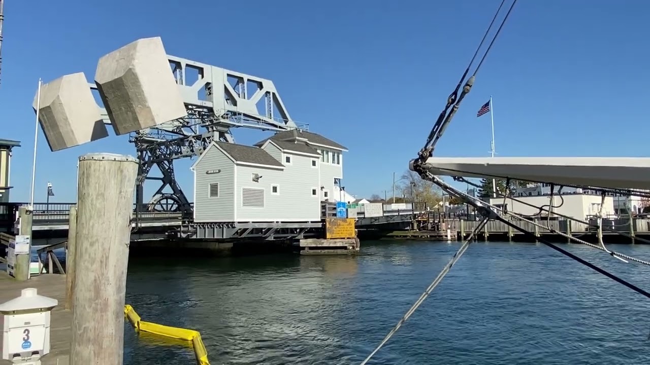 Mystic River Bascule Bridge opening | Mystic, Connecticut | USA | 2024 Nov