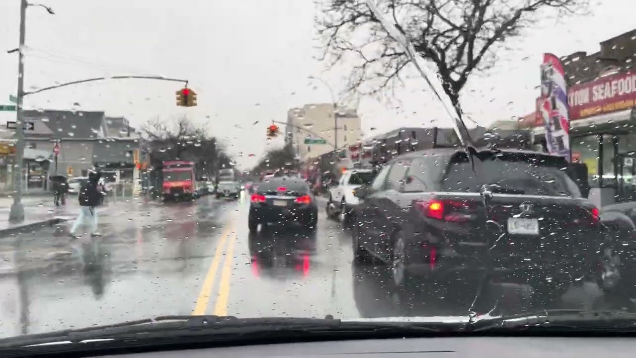 Another short rainy neighborhood drive around Queens, NYC