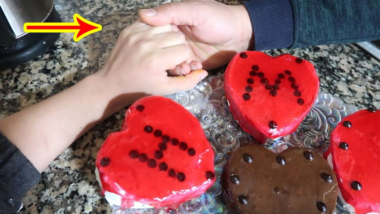 قطع حبنا سيعشقكي زوجكي بعد هذا الكيك